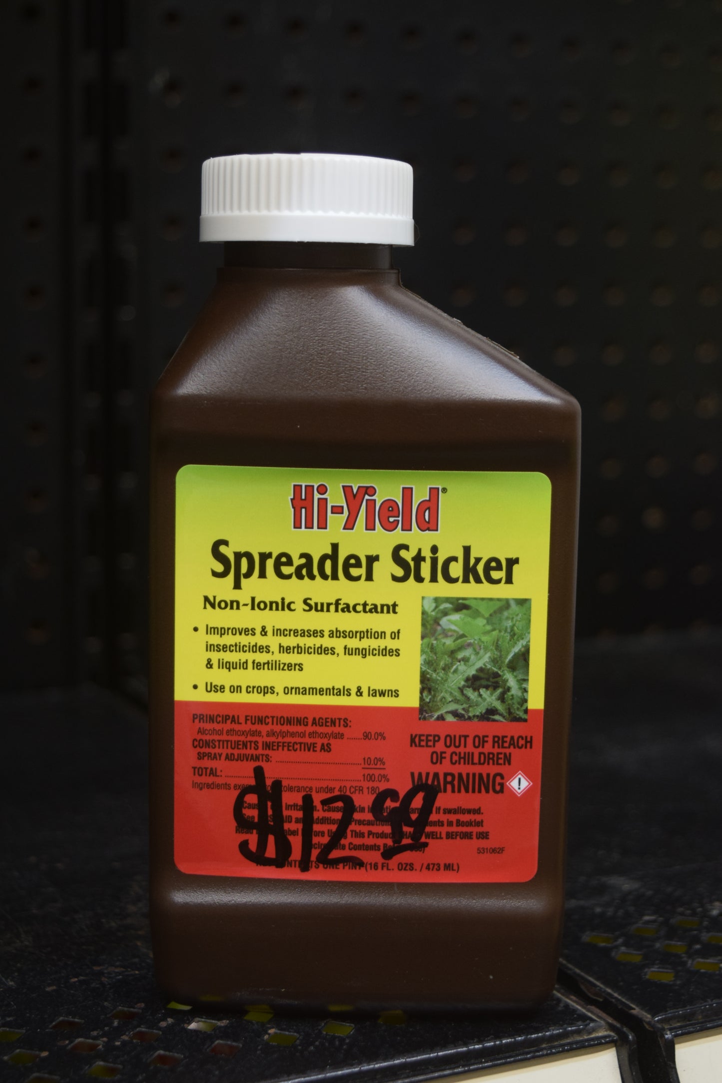 Hi-Yield Spreader Sticker
