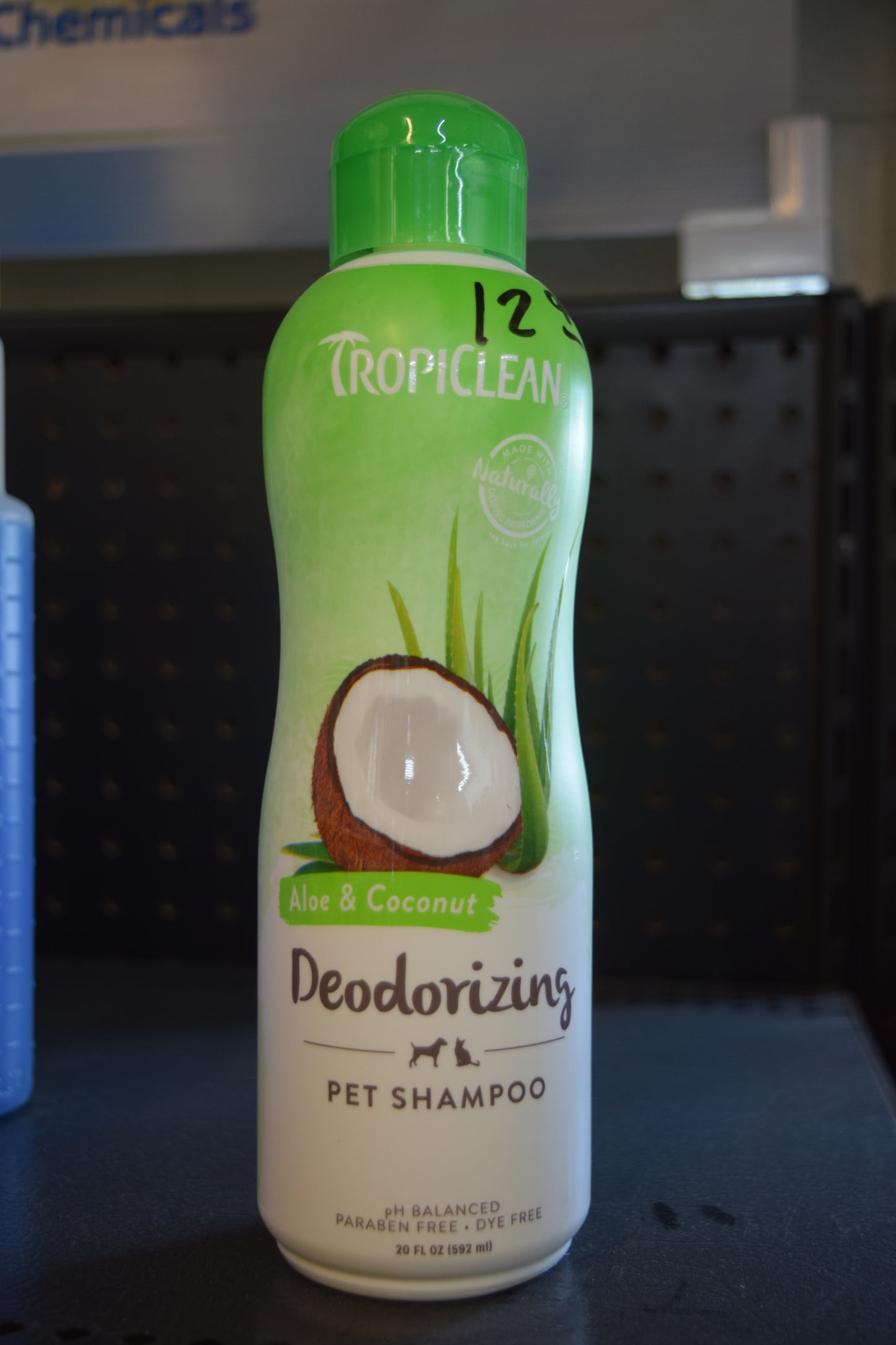Tropiclean Deodorizing Pet Shampoo - Aloe & Coconut