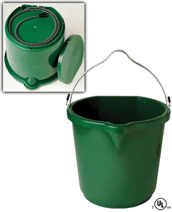 Farm Innovators 5 Gallon Heated Flat-Back Bucket