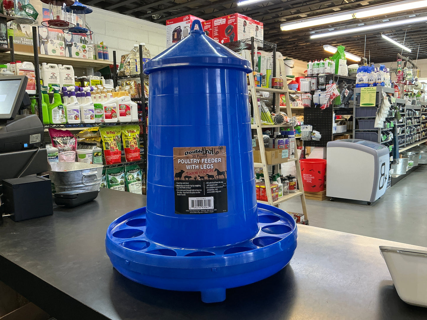 Double-Tuf 35 lb Poultry Feeder with Legs