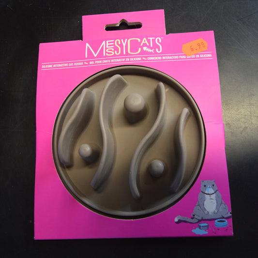 Messy Cats Silicone Interactive Feeder