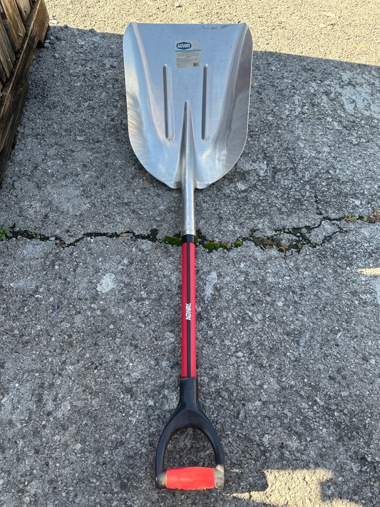 Agway D-Handle Aluminum Scoop