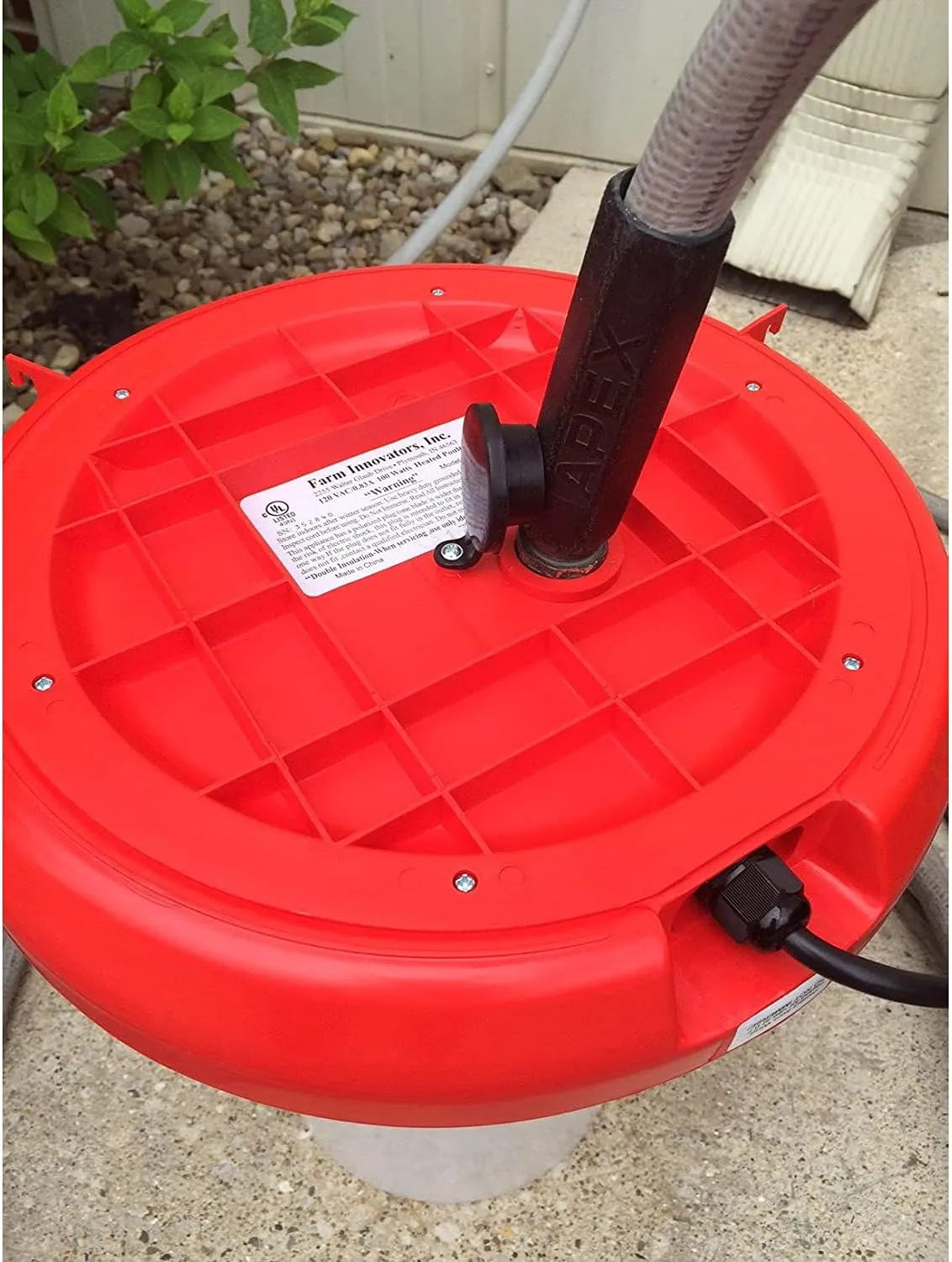 Heated All Season Poultry Fount
