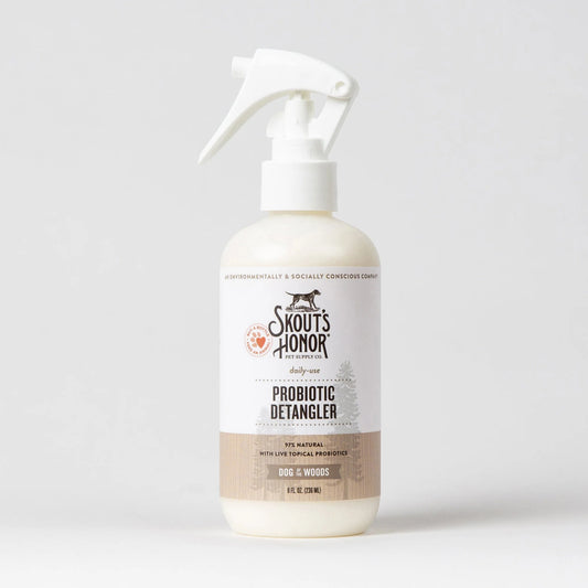 Skout’s Honor Probiotic Leave-In Detangler Dog of the Woods