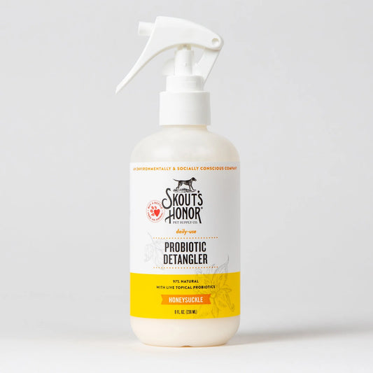 Skout’s Honor Probiotic Leave-In Detangler Honeysuckle